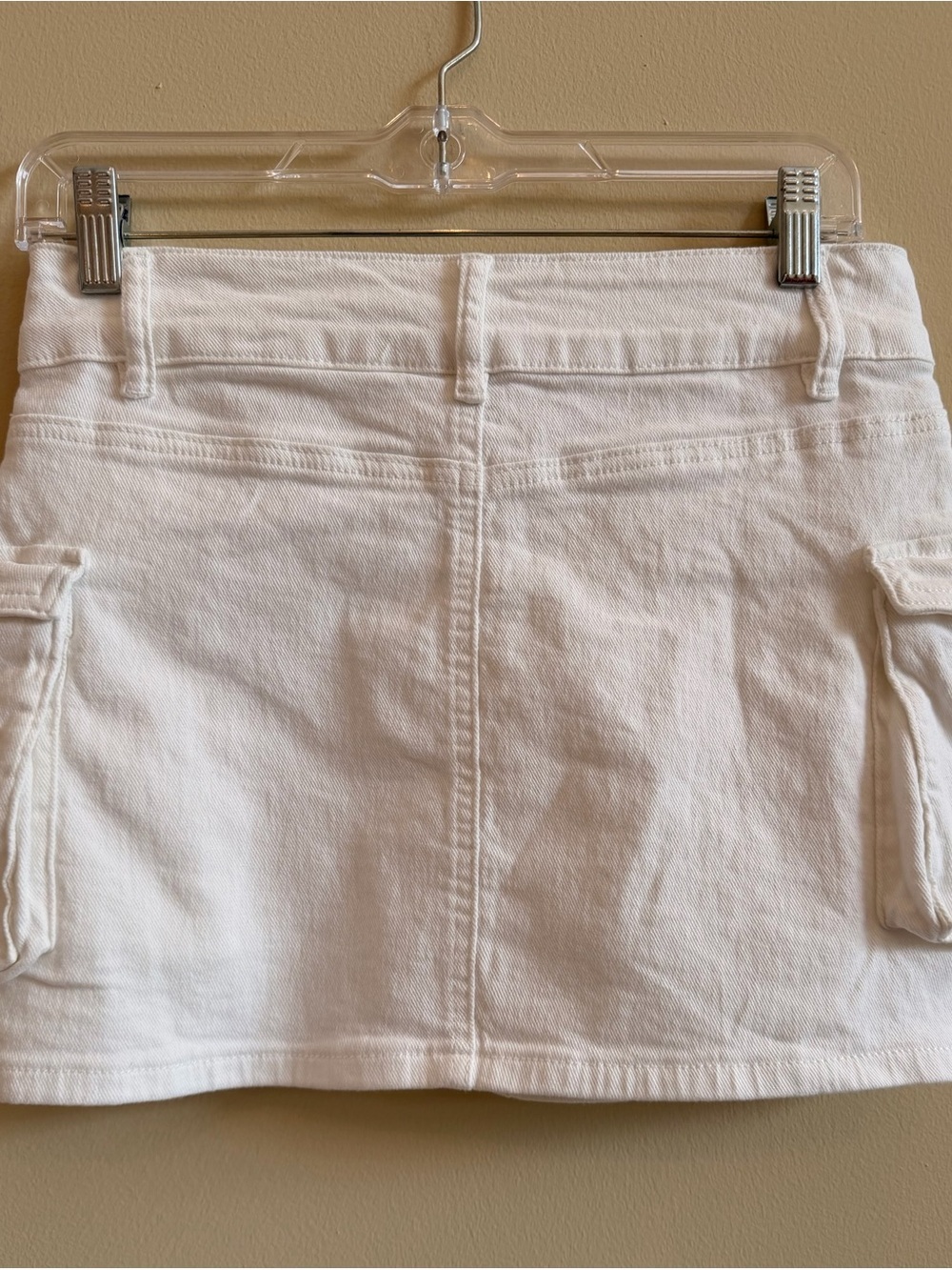 White Cargo Pocket Mini Skirt - Women's Casual High-Waist Style - Picture 4 of 11
